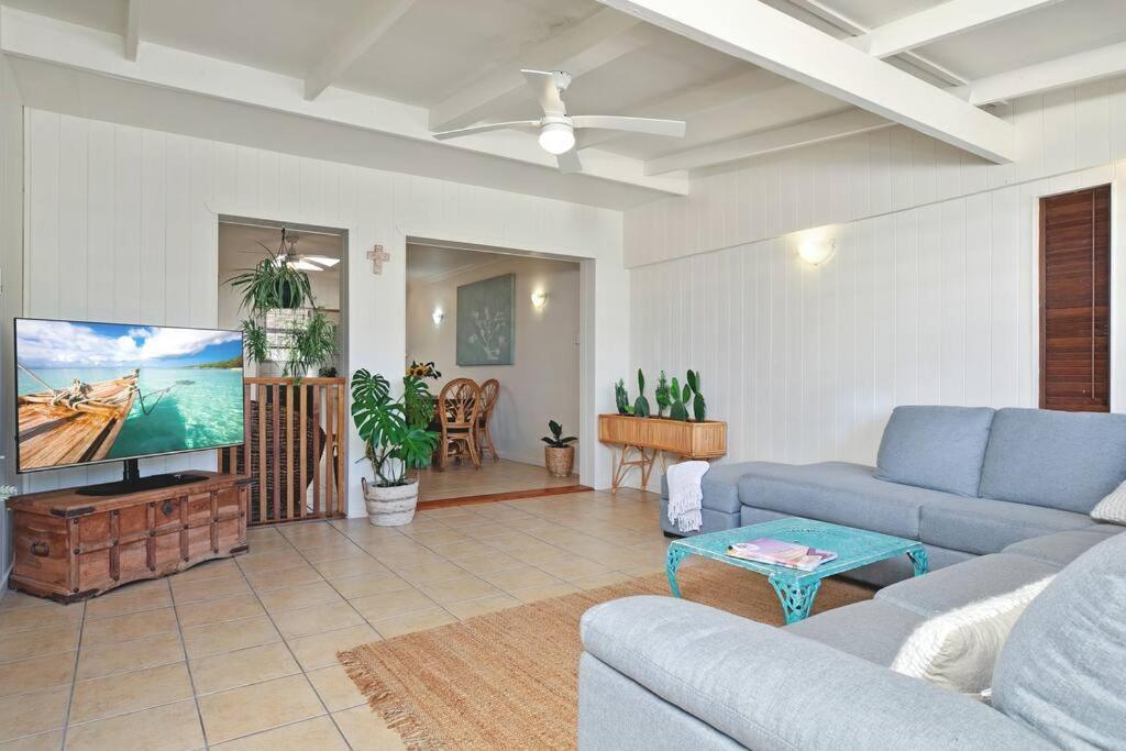 300m To Beach*pets Allowed*boho Shack Apartment Maroochydore