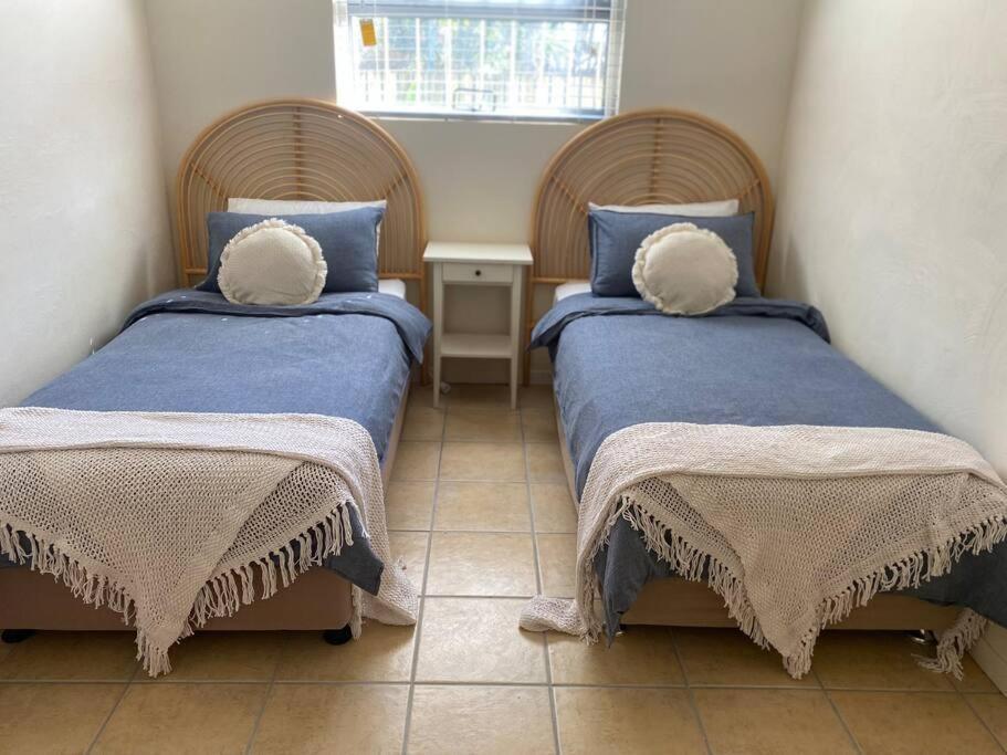 Apartment 300m To Beach*pets Allowed*boho Shack