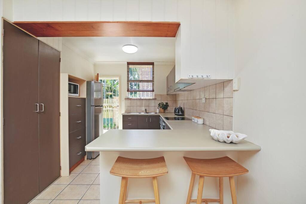Apartment 300m To Beach*pets Allowed*boho Shack Maroochydore