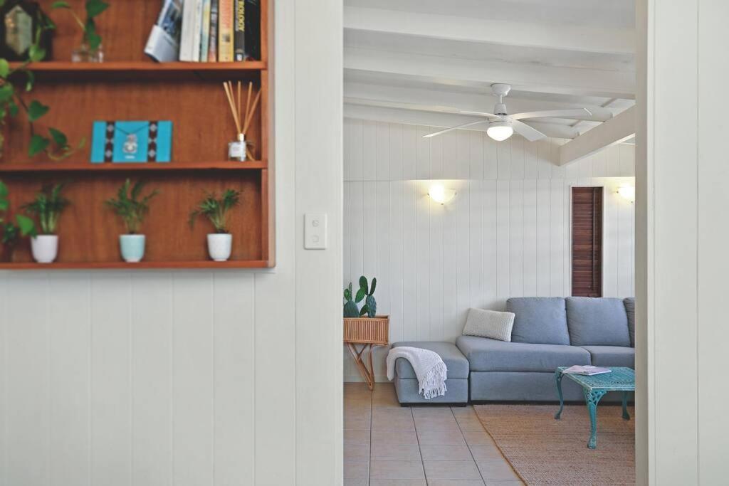 300m To Beach*pets Allowed*boho Shack *