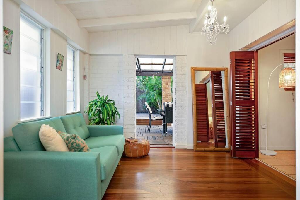 300m To Beach*pets Allowed*boho Shack * Maroochydore